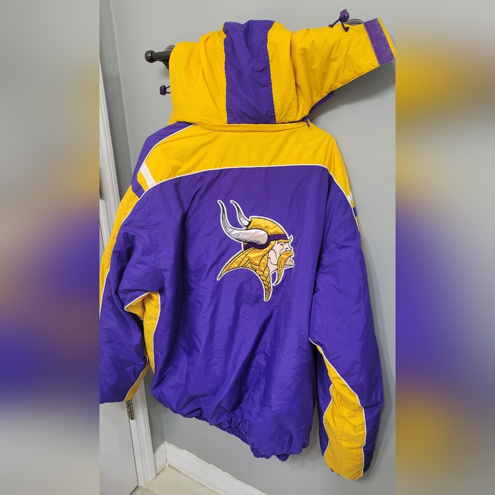 GUC Vintage 90's Minnesota Vikings Jacket